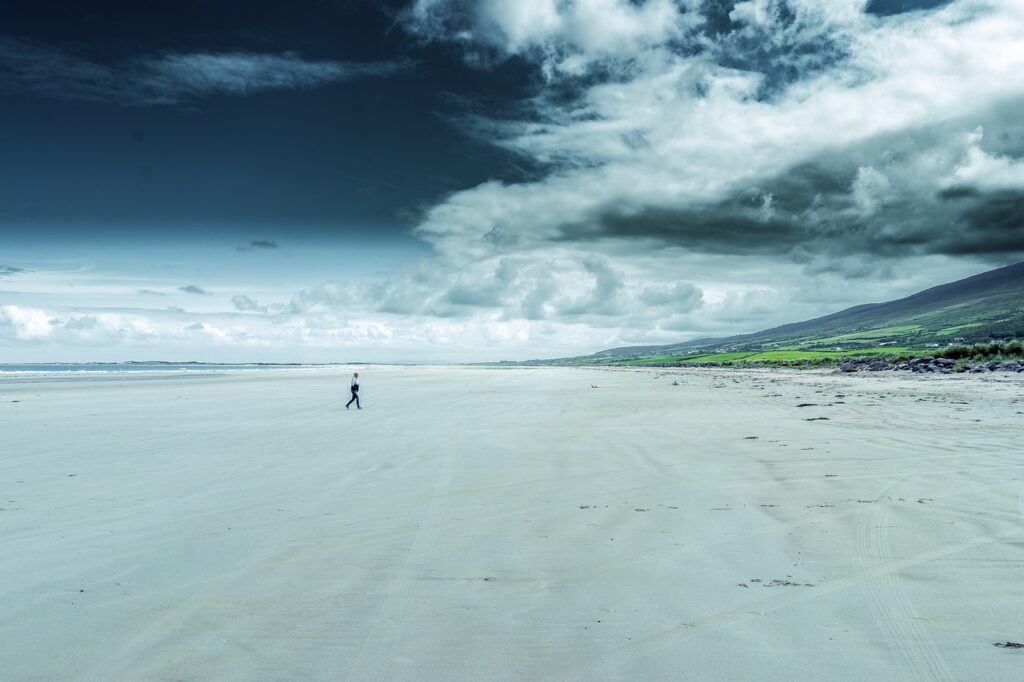 beach, lonely, hike-5043569.jpg